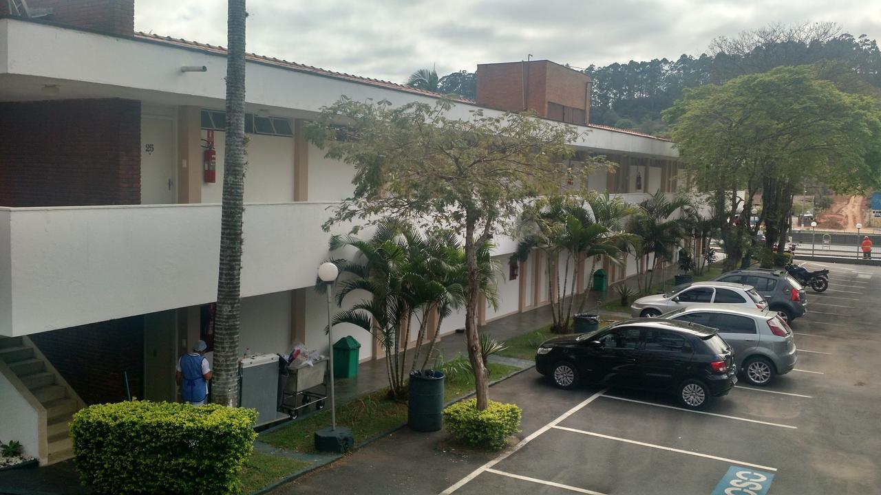 Hotel Lago Azul Louveira Exterior foto